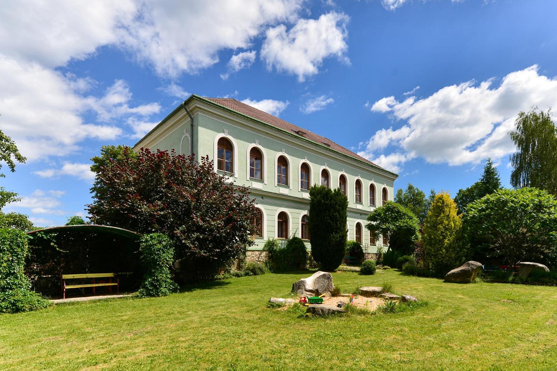 Penzion Medvedi Paseka Nova Bystrice Exterior photo
