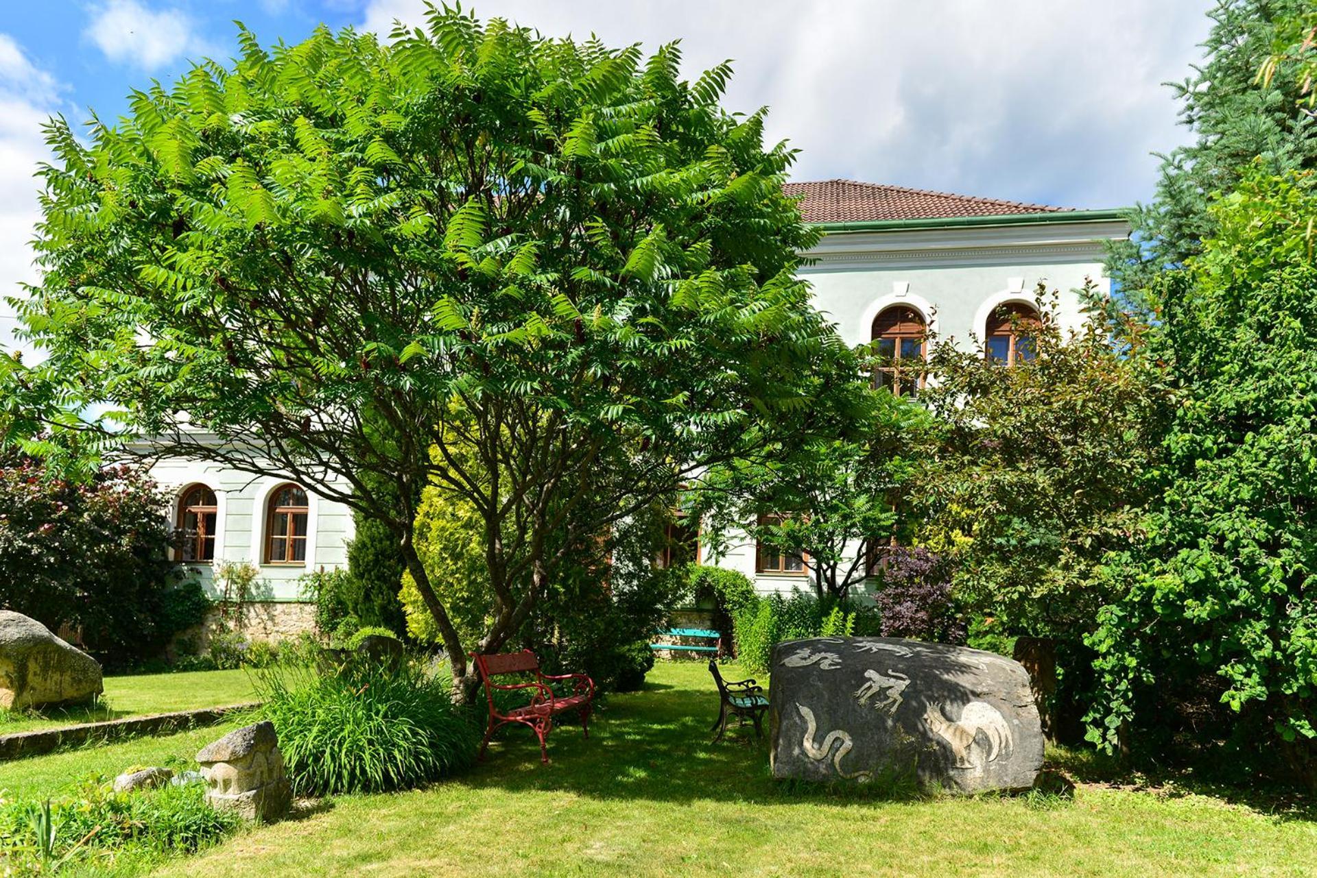 Penzion Medvedi Paseka Nova Bystrice Exterior photo
