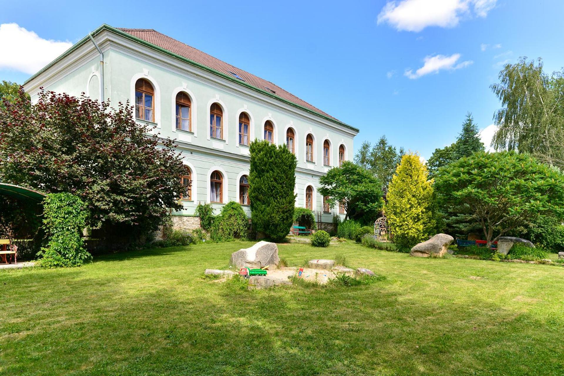 Penzion Medvedi Paseka Nova Bystrice Exterior photo